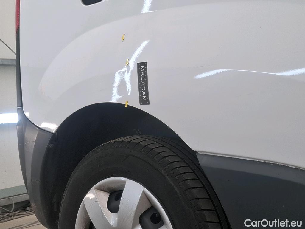  Renault  Kangoo  II Express Maxi Extra (Série Spéciale) - Cab. Appr. 1.5 dCi 95CV BVM6 E6dT #13