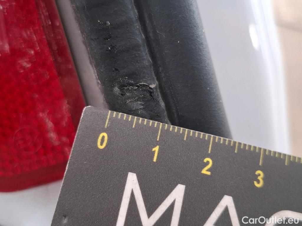  Renault  Kangoo  II Express Maxi Extra (Série Spéciale) - Cab. Appr. 1.5 dCi 95CV BVM6 E6dT #47