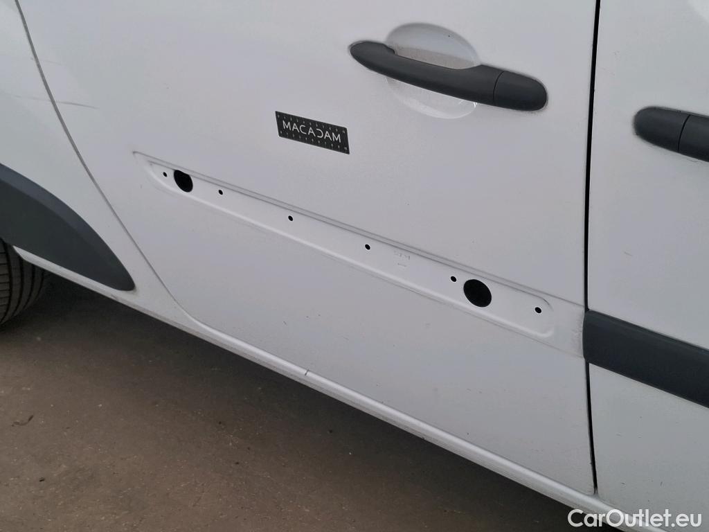  Renault  Kangoo  II Express Maxi Extra (Série Spéciale) - Cab. Appr. 1.5 dCi 95CV BVM6 E6dT #52