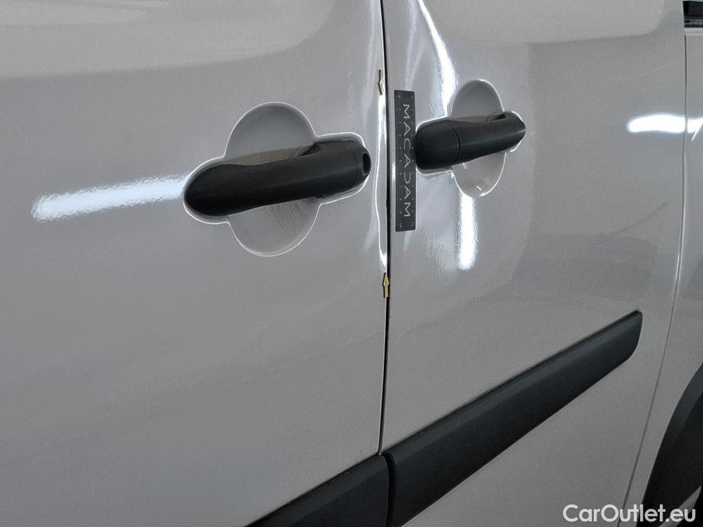  Renault  Kangoo  II Express Maxi Extra (Série Spéciale) - Cab. Appr. 1.5 dCi 95CV BVM6 E6dT #23