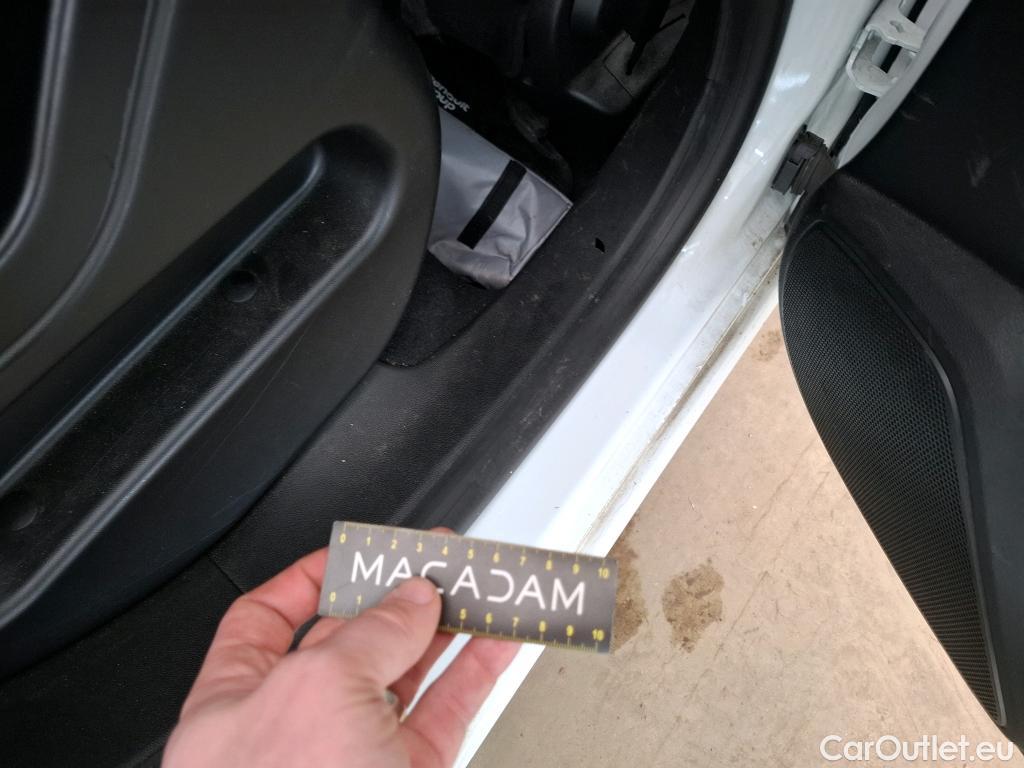  Renault  Megane  IV Berline 5 ptes. Société Air Nav 1.5 dCi 115CV BVM6 E6d #15