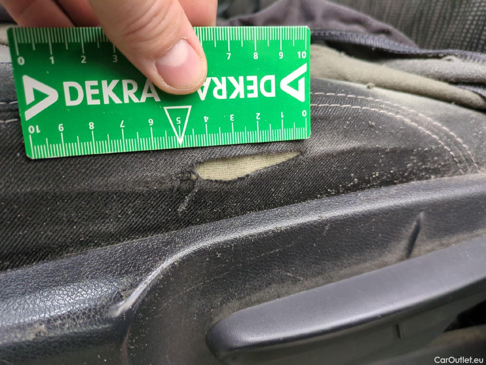  Renault  Trafic  III Fourgon Grand Confort L2H1 1200 1.6 dCi 125CV BVM6 E6 #6