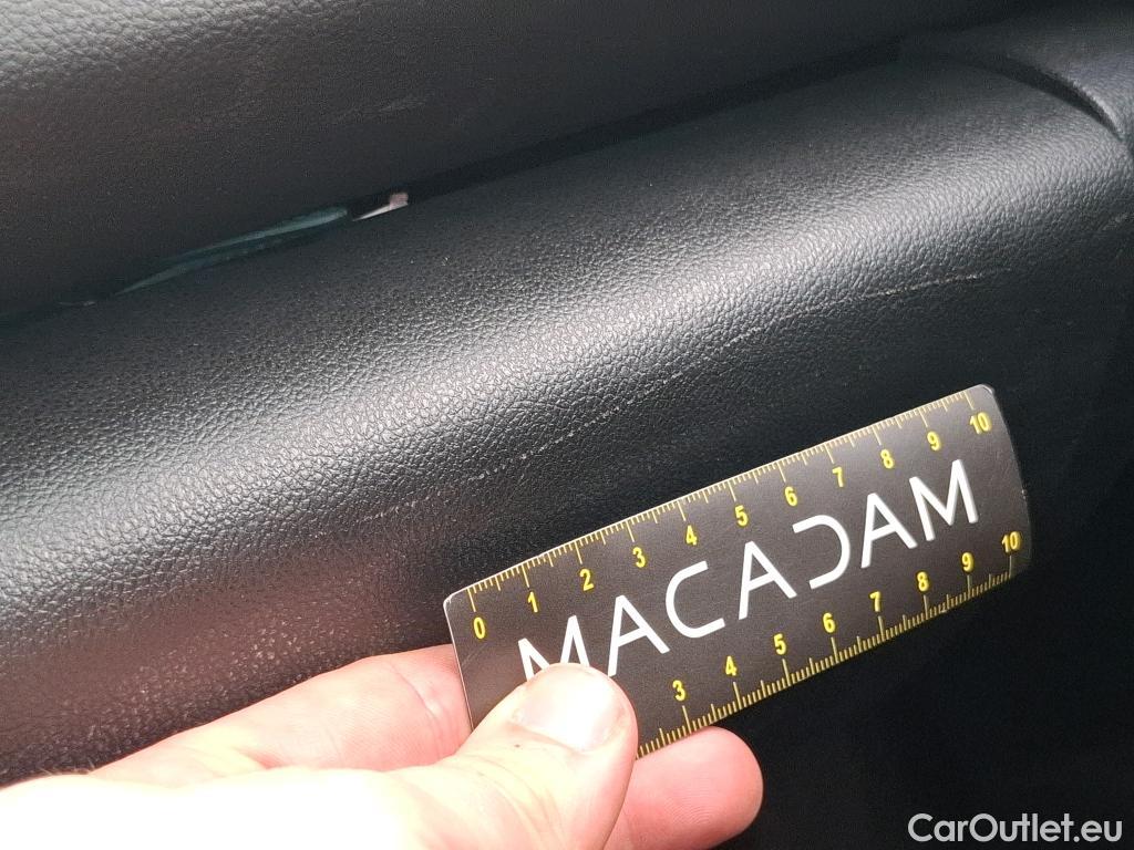  Renault  Megane  IV Berline 5 ptes. Société Air Nav 1.5 dCi 115CV BVM6 E6d #18