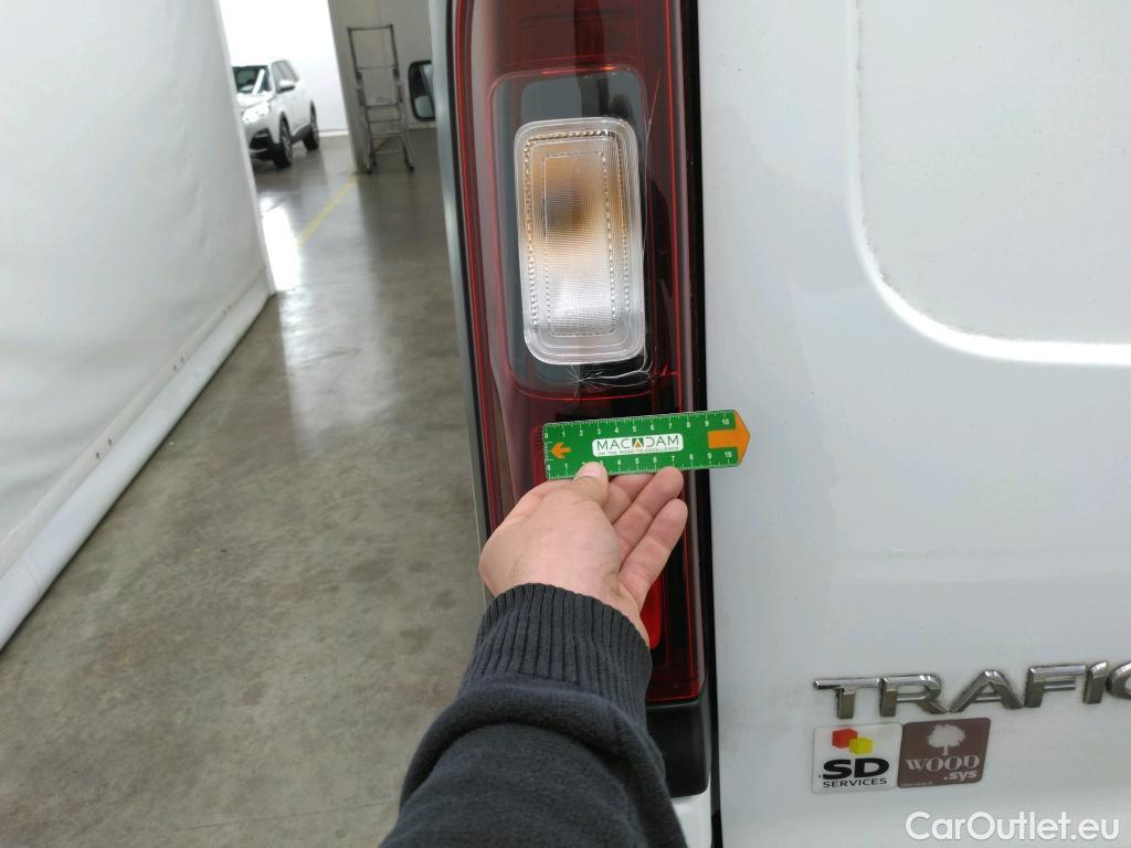  Renault  Trafic  Fourgon L1H1 3T Grand Confort 2.0 dCi 130CV BVM6 E6d #29