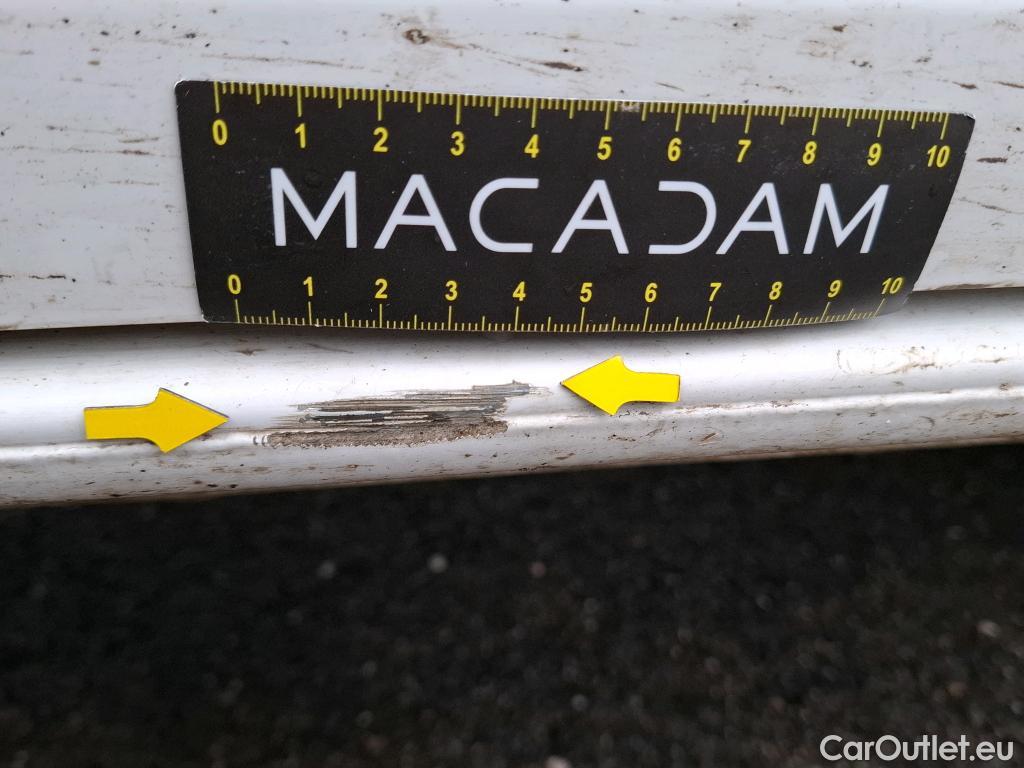  Volkswagen  Crafter  Fourgon Fourgon 35 mittlerer Radstand mit Hochdach FWD 2.0 140CV BVM6 #42