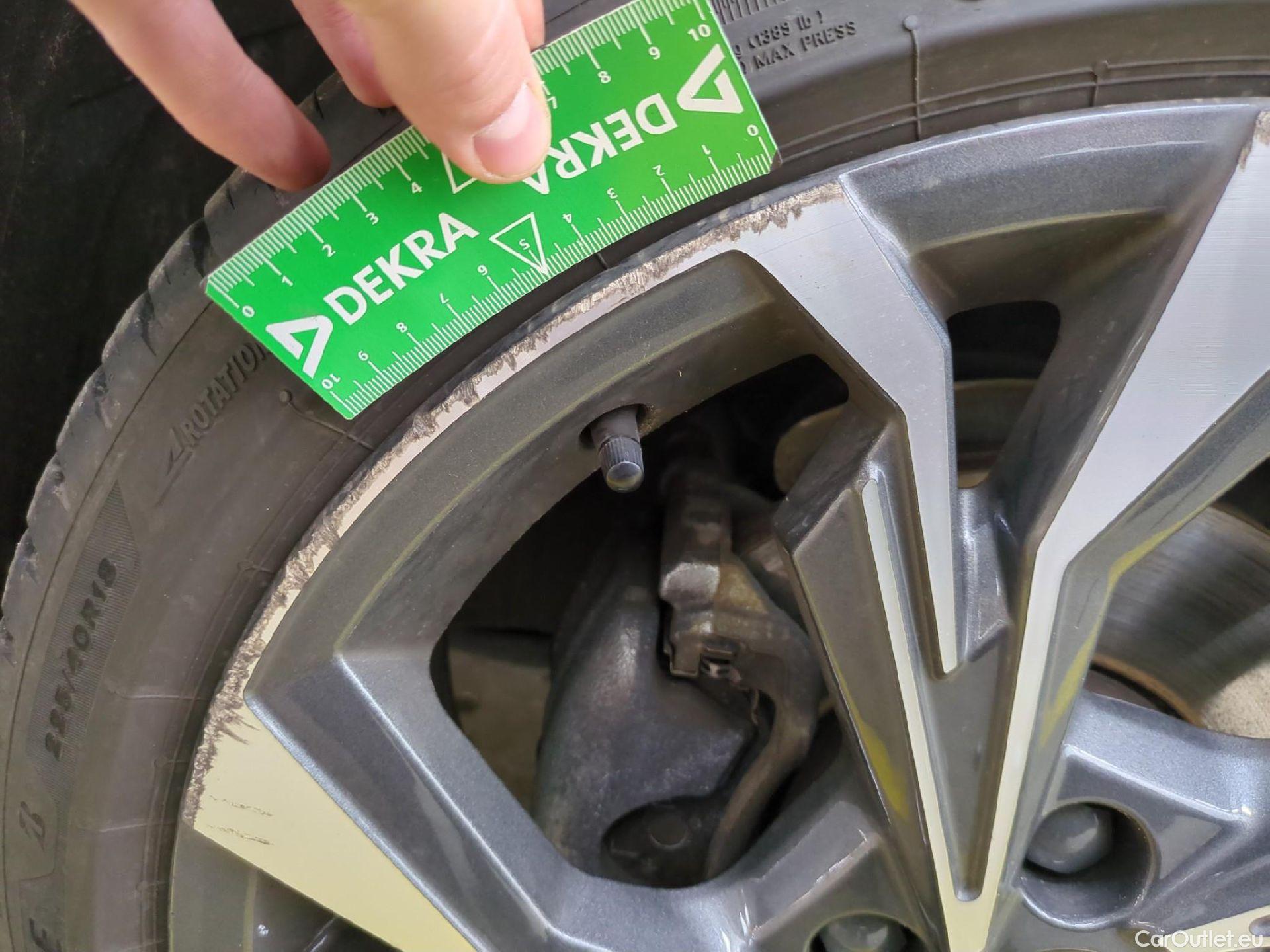  Audi  A3 AUDI  Sportback / 2020 / 5P / Berline 30 TDI 116 S Tronic S Line #13