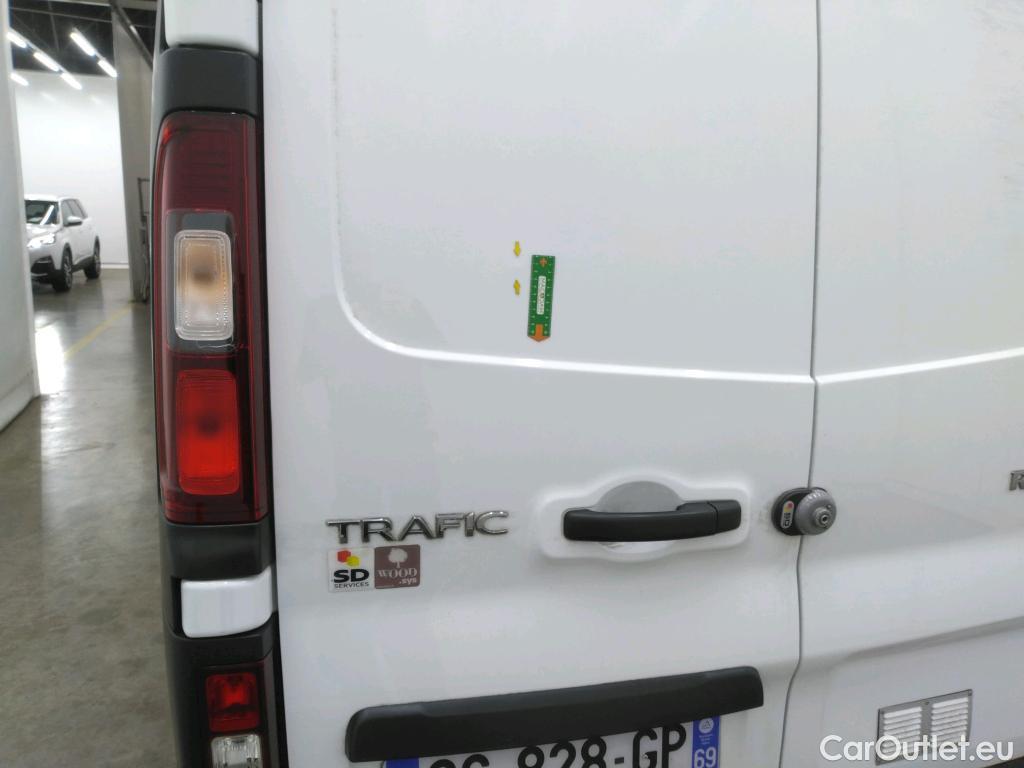  Renault  Trafic  Fourgon L1H1 3T Grand Confort 2.0 dCi 130CV BVM6 E6d #44