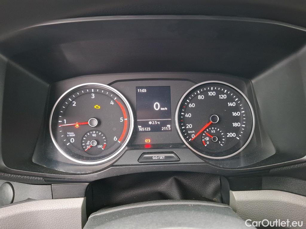  Volkswagen  Crafter  Fourgon Fourgon 35 mittlerer Radstand mit Hochdach FWD 2.0 140CV BVM6 #49