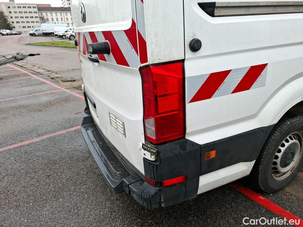  Volkswagen  Crafter  Fourgon Fourgon 35 mittlerer Radstand mit Hochdach FWD 2.0 140CV BVM6 #12