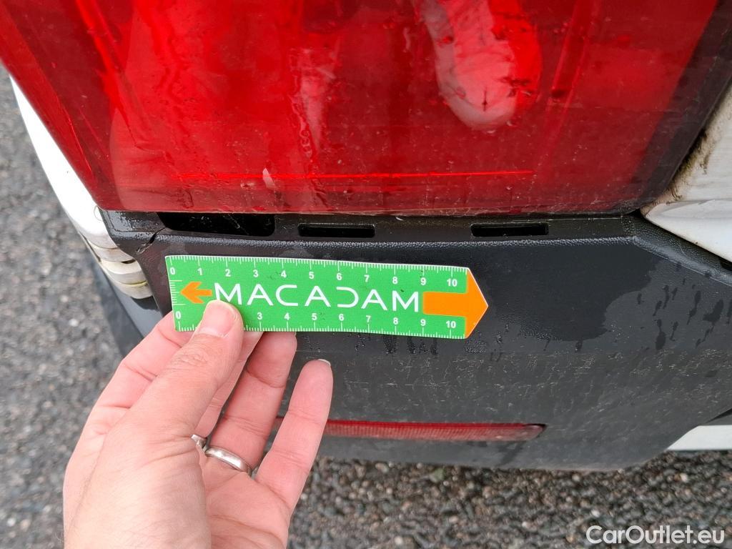  Volkswagen  Crafter  Fourgon Fourgon 35 mittlerer Radstand mit Hochdach FWD 2.0 140CV BVM6 #33