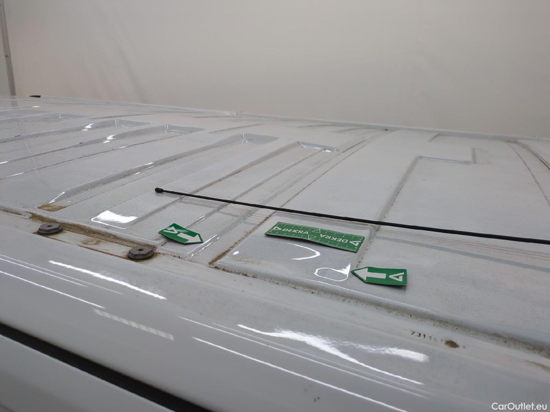  Renault  Trafic  III Fourgon Grand Confort L2H1 1200 1.6 dCi 125CV BVM6 E6 #12