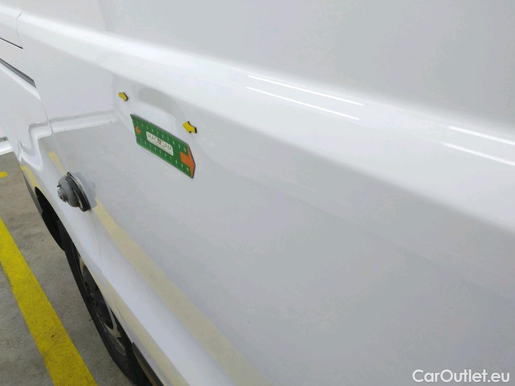  Renault  Trafic  Fourgon L1H1 3T Grand Confort 2.0 dCi 130CV BVM6 E6d #22