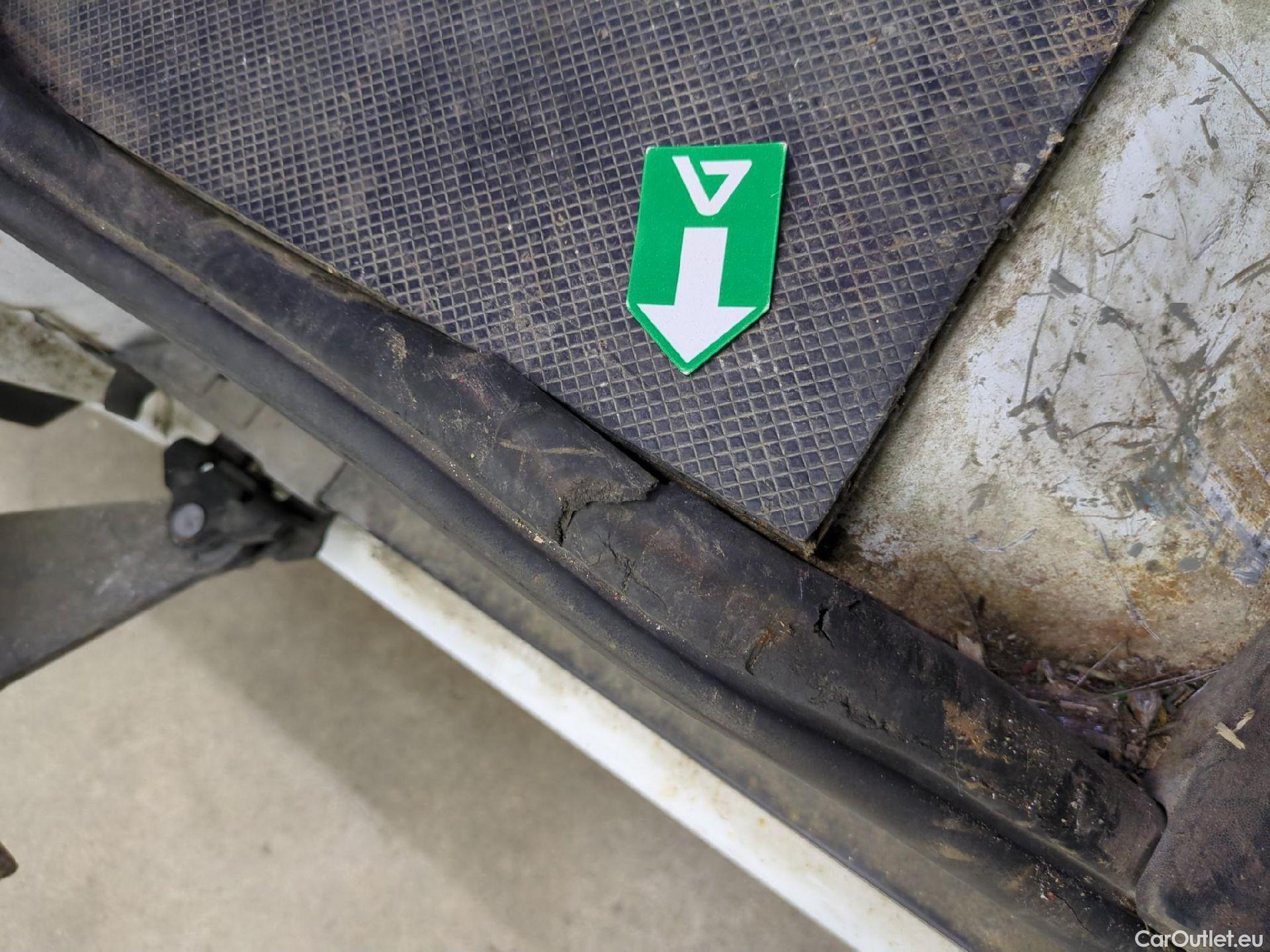  Renault  Trafic  III Fourgon Grand Confort L2H1 1200 1.6 dCi 125CV BVM6 E6 #2