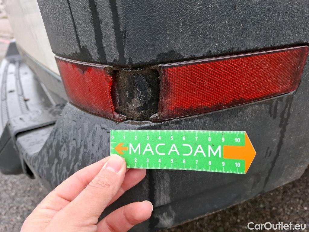  Volkswagen  Crafter  Fourgon Fourgon 35 mittlerer Radstand mit Hochdach FWD 2.0 140CV BVM6 #24