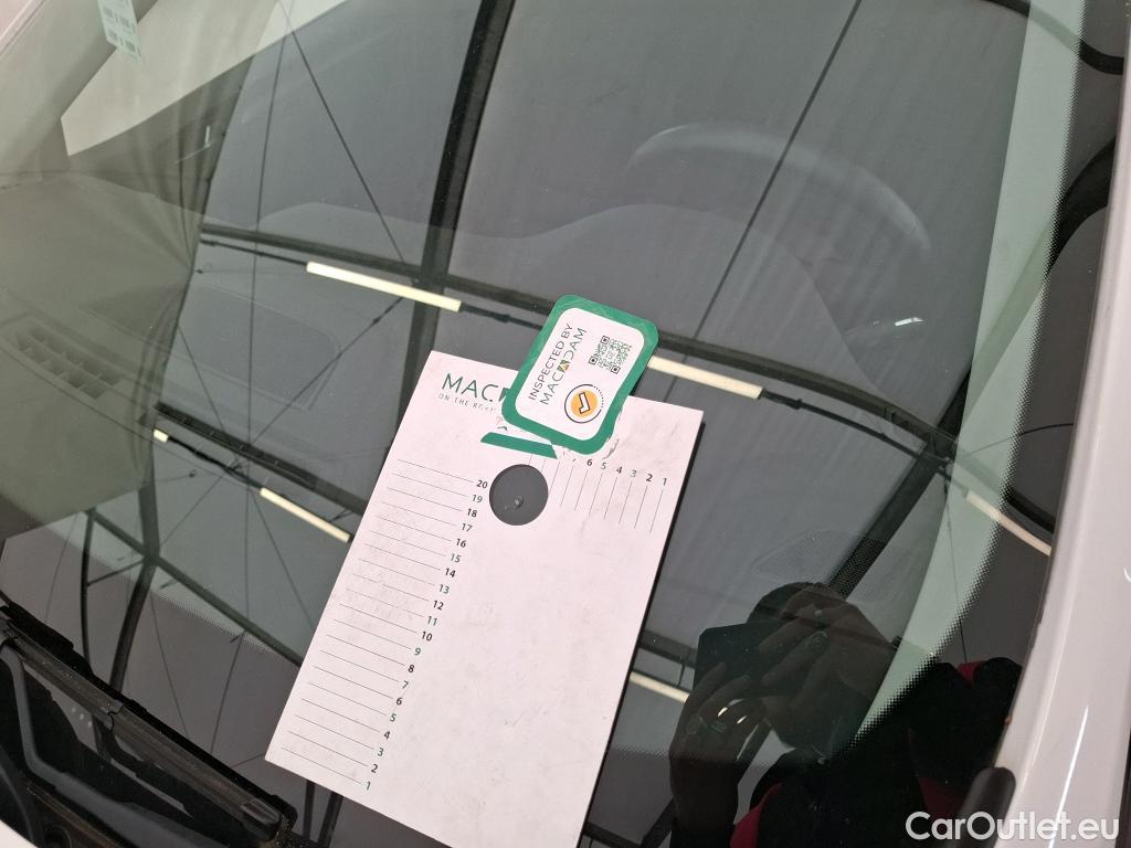  Renault  Megane  IV Berline 5 ptes. Société Air Nav 1.5 dCi 115CV BVM6 E6d #27