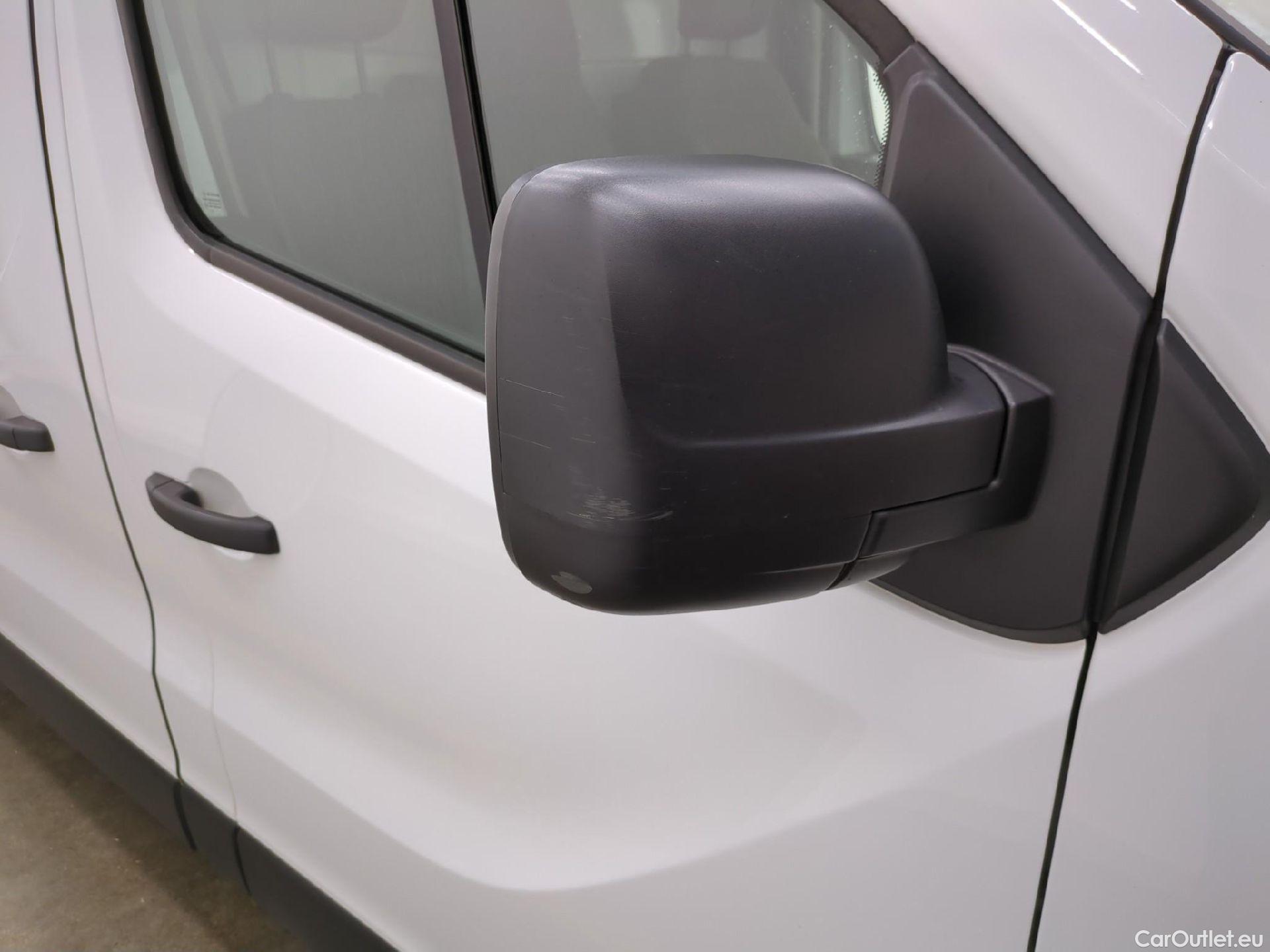  Renault  Trafic  III Fourgon Grand Confort L2H1 1200 1.6 dCi 125CV BVM6 E6 #9