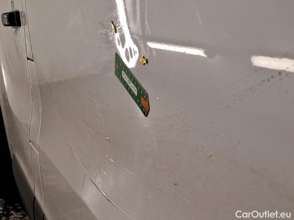  Renault  Trafic  Fourgon L1H1 1000 Confort 1.6 dCi 95CV BVM6 E6dT #48