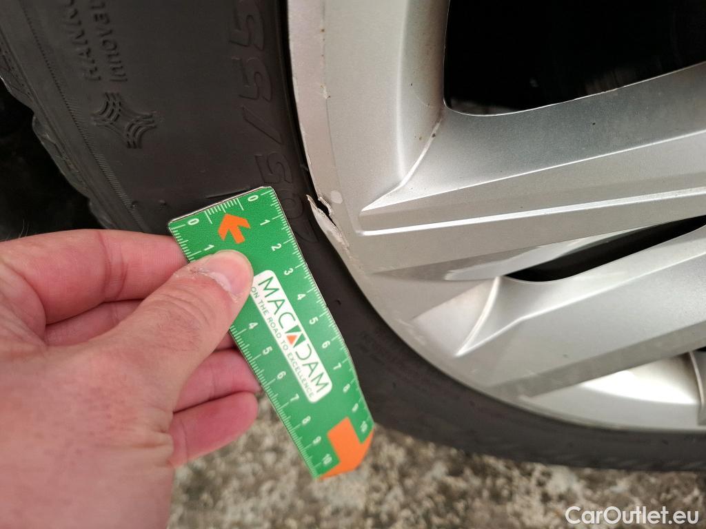  Renault  Megane  IV Berline 5pt. Business 1.5 dCi 115CV BVA7 E6d #23