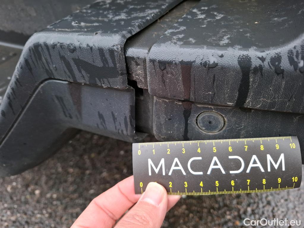  Volkswagen  Crafter  Fourgon Fourgon 35 mittlerer Radstand mit Hochdach FWD 2.0 140CV BVM6 #37