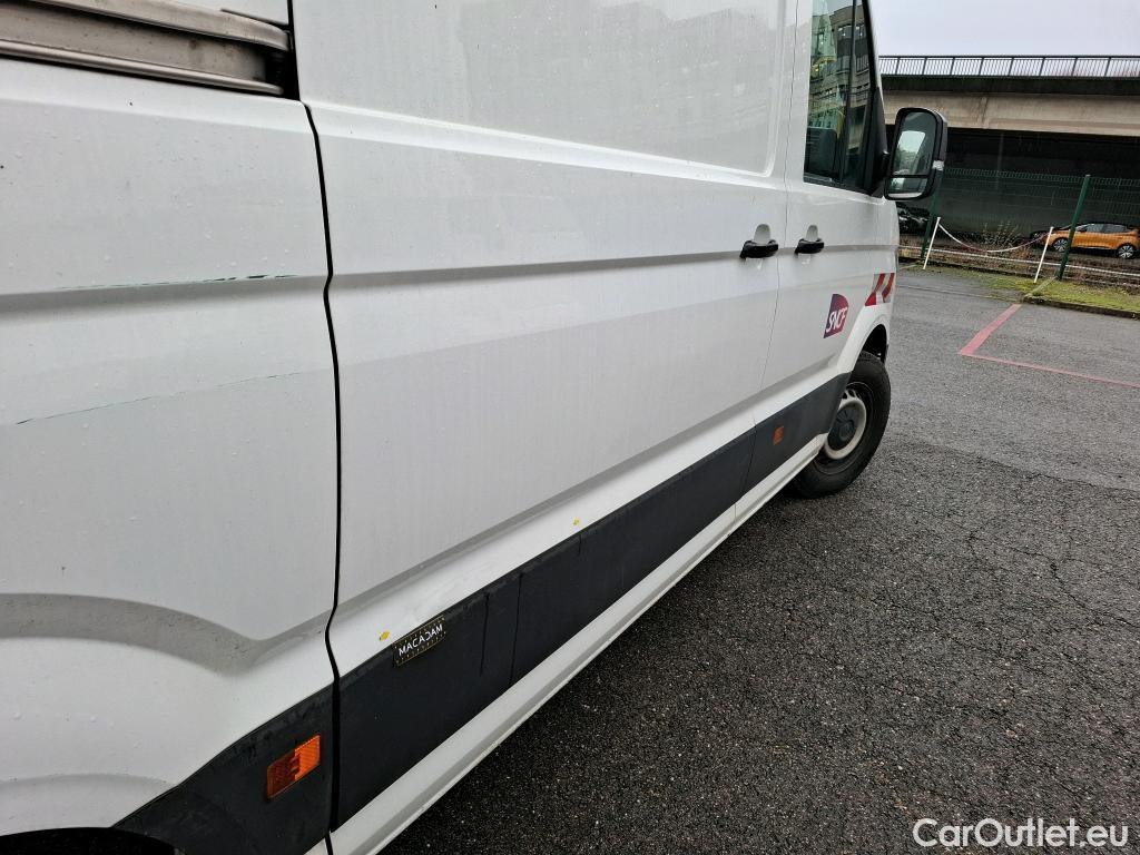  Volkswagen  Crafter  Fourgon Fourgon 35 mittlerer Radstand mit Hochdach FWD 2.0 140CV BVM6 #4