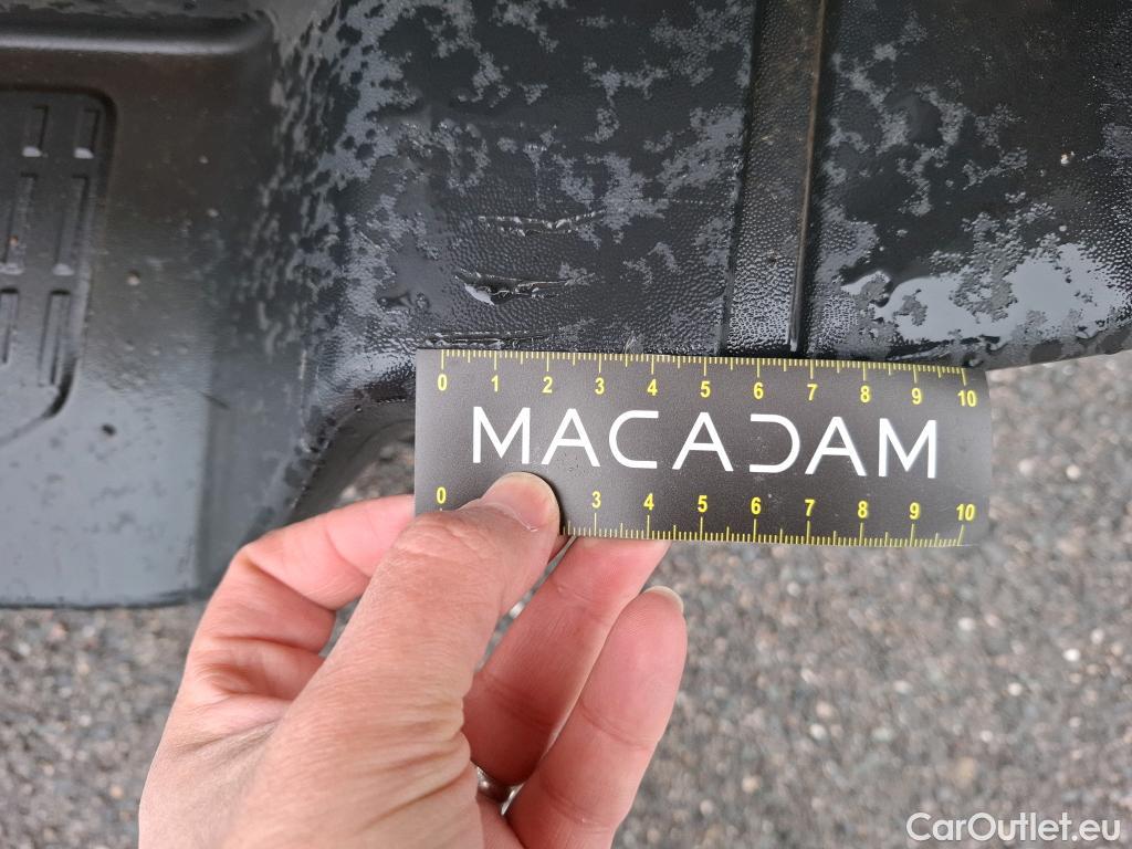  Volkswagen  Crafter  Fourgon Fourgon 35 mittlerer Radstand mit Hochdach FWD 2.0 140CV BVM6 #36