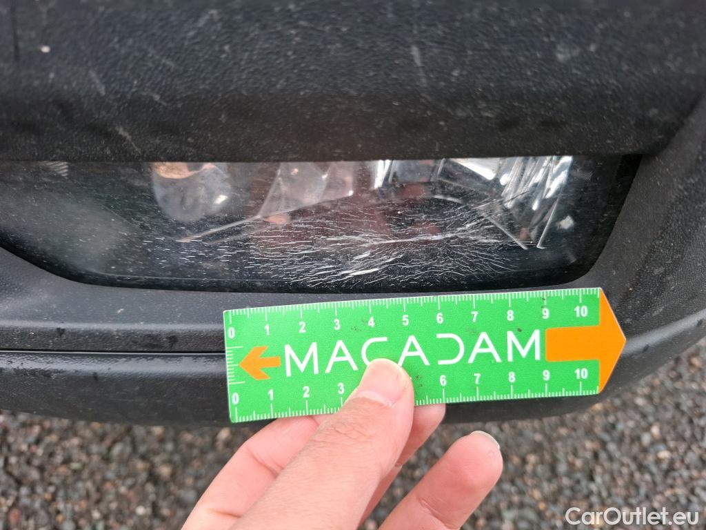  Volkswagen  Crafter  Fourgon Fourgon 35 mittlerer Radstand mit Hochdach FWD 2.0 140CV BVM6 #20