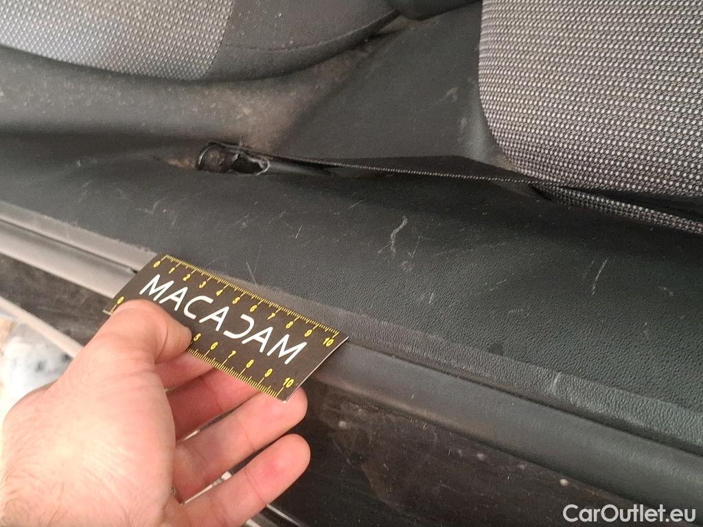  Citroen  C4 Cactus  Feel Business 1.5 BlueHDi 100CV BVM6 E6d #70