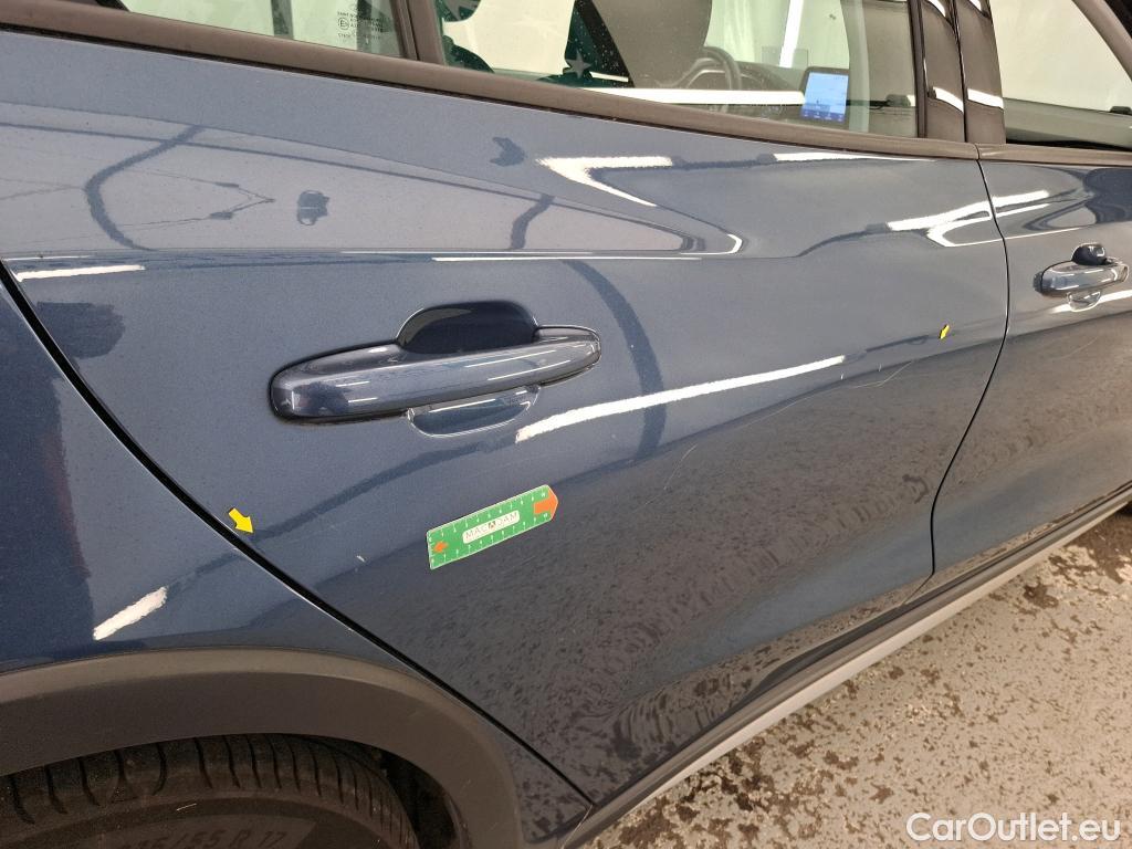  Ford  Focus FORD  SW / 2018 / 5P / Crossover 1.0 Flexifuel hybrid 125 Active Business #4