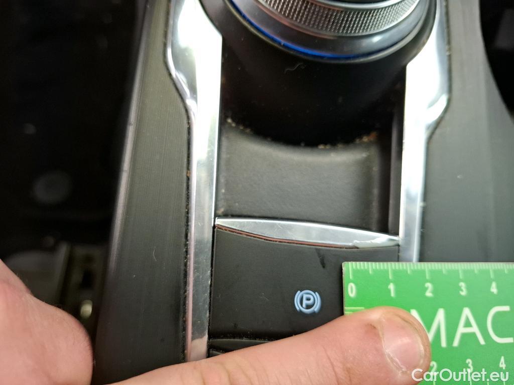  Ford  Kuga  Titanium Hybrid 2.5 190CV BVA6 E6dT #98