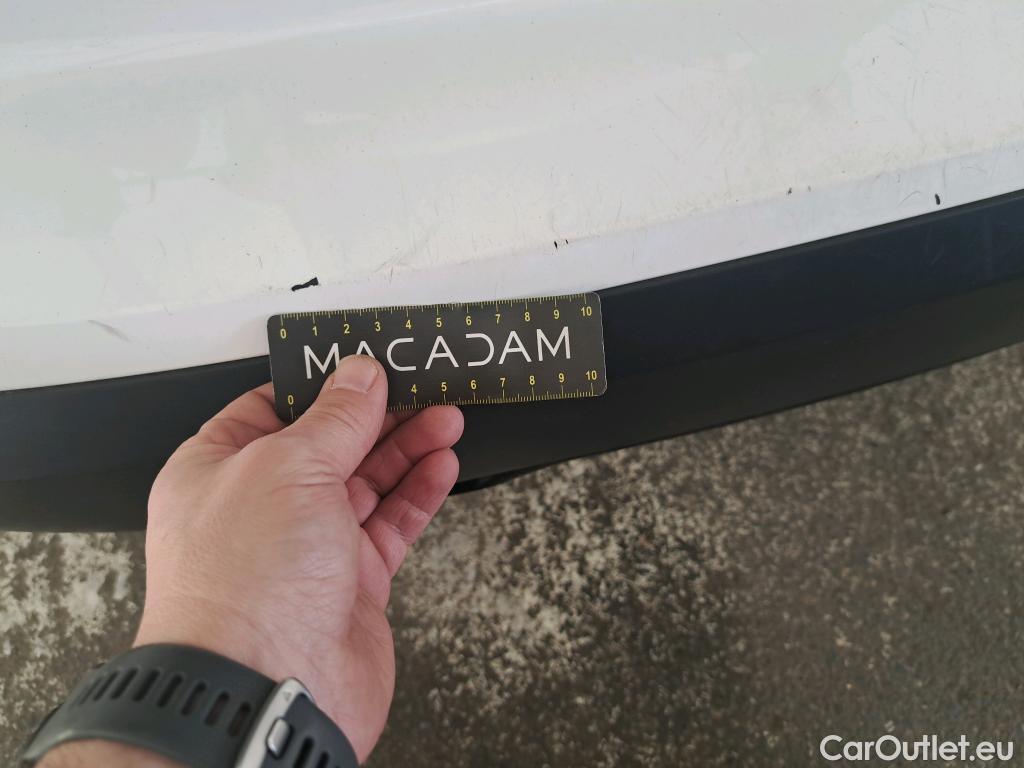  Citroen  C4  Berline Feel Pack 1.5 BlueHDI 130CV BVA8 E6d #8