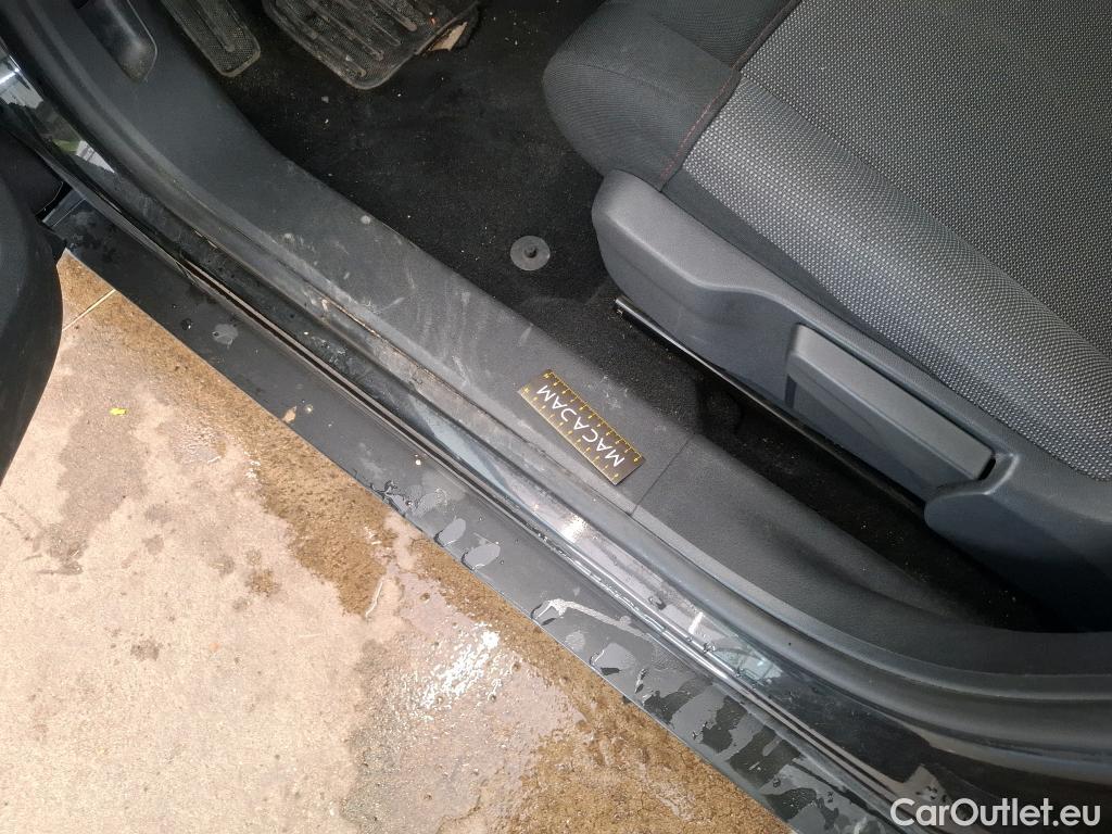  Citroen  C4 Cactus  Feel Business 1.5 BlueHDi 100CV BVM6 E6d #55