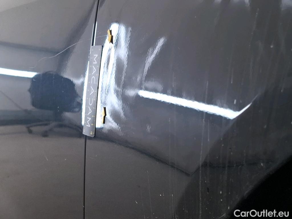  Audi  A4  Avant 30 TDI Business Line 2.0 TDI 135CV BVA7 E6d #6