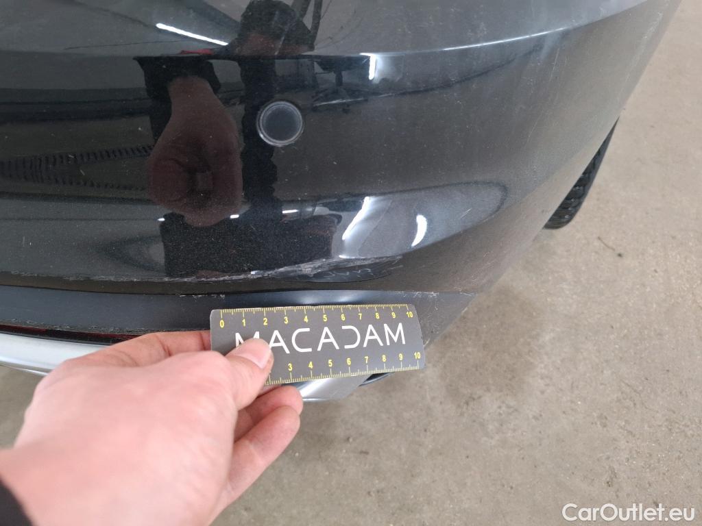  Audi  A4  Avant 30 TDI Business Line 2.0 TDI 135CV BVA7 E6d #16