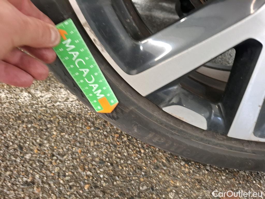  Citroen  C5 CITROEN  Aircross / 2018 / 5P / SUV Hybrid 225 ë-EAT8 Shine Pack #5