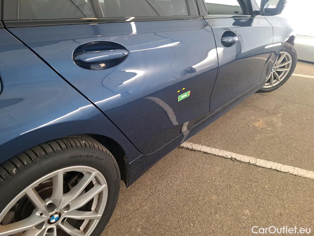  Bmw  Serie 3 BMW Série 3 Touring / 2022 / 5P / Break 316d 122ch Business Design BVA8 #39