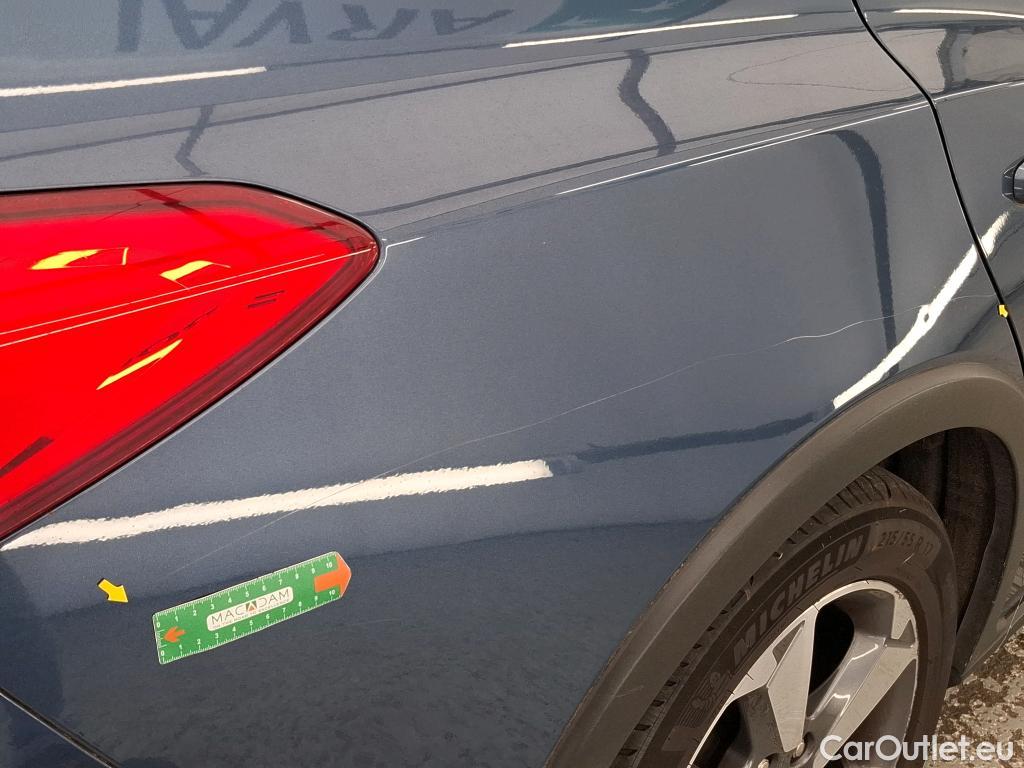  Ford  Focus FORD  SW / 2018 / 5P / Crossover 1.0 Flexifuel hybrid 125 Active Business #2