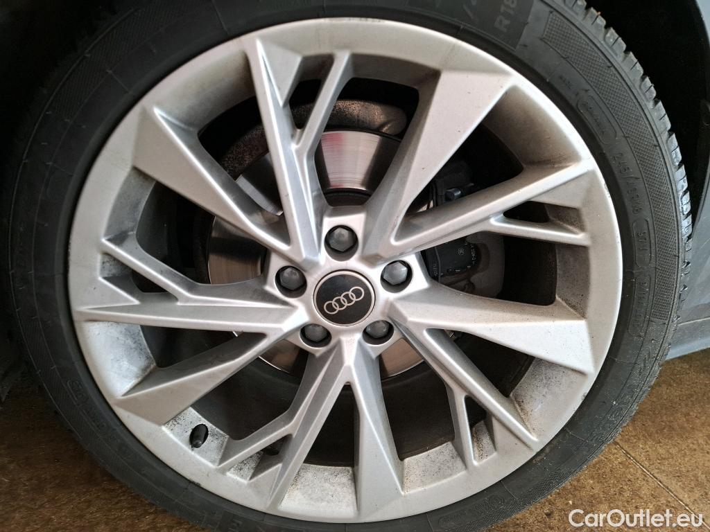  Audi  A5 Sportback AUDI  / 2019 / 5P / Berline 35 TFSI 150 S TRONIC 7 BUSI LINE SB #32