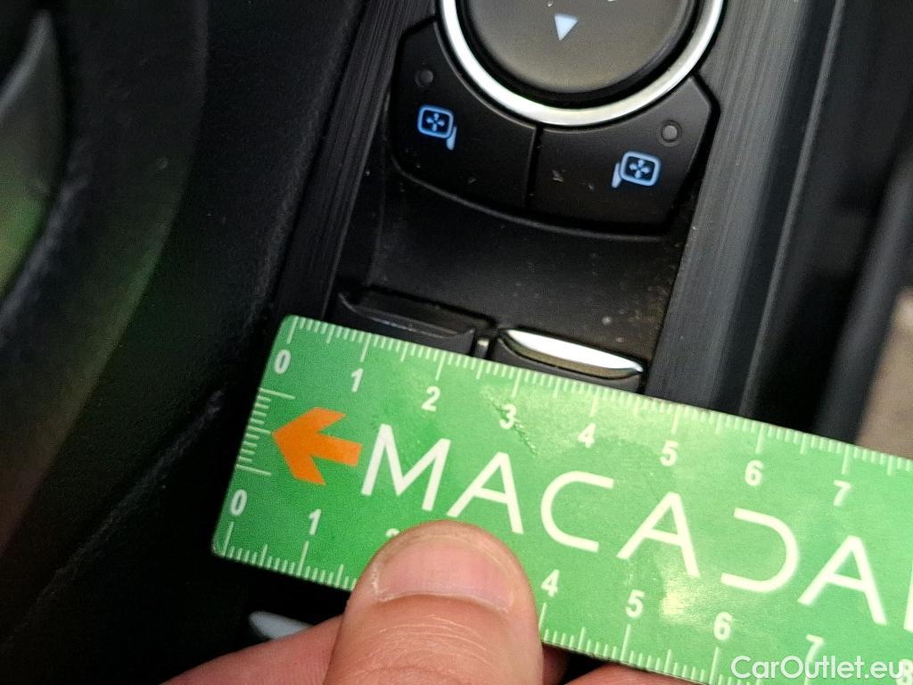  Ford  Kuga  Titanium Hybrid 2.5 190CV BVA6 E6dT #88