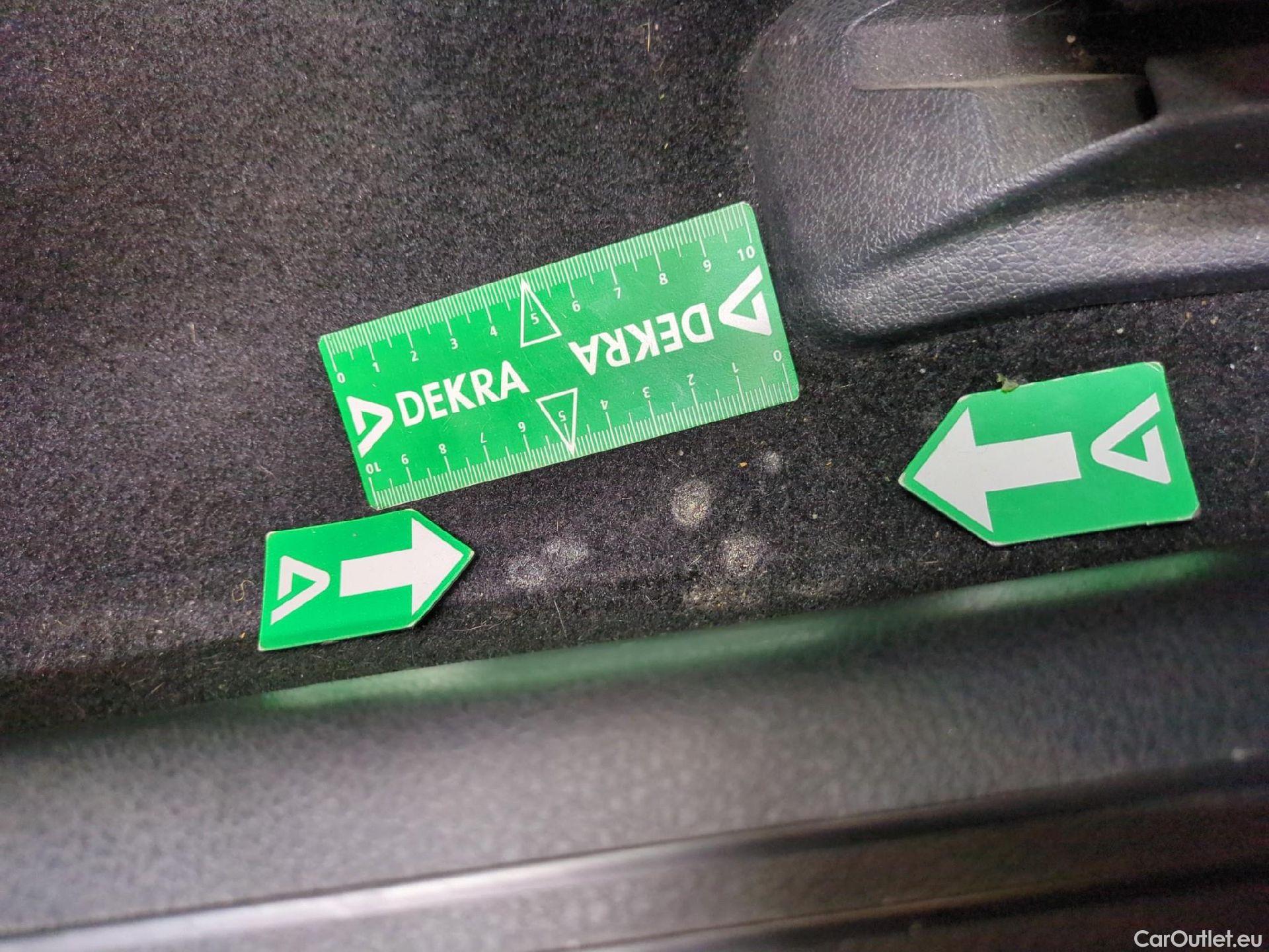  Mercedes  A-Klasse MERCEDES-BENZ Classe A Compact / 2018 / 5P / Berline A 180 d Business Line #5