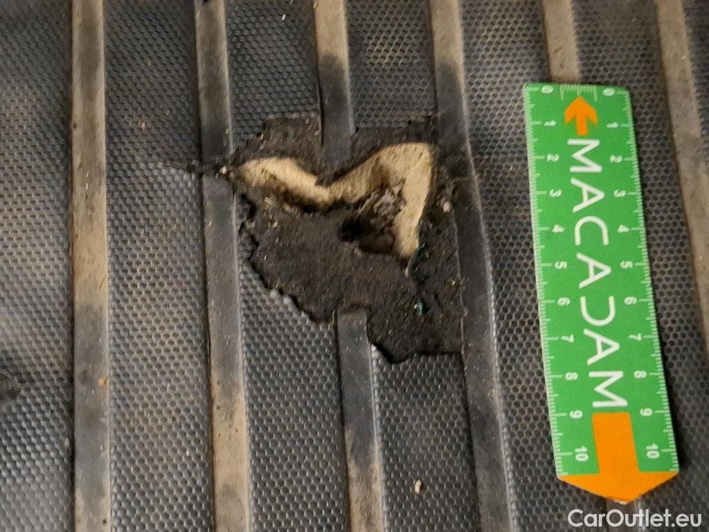  Peugeot  2008  Allure Business 1.5 HDi 110CV BVM6 E6d #3