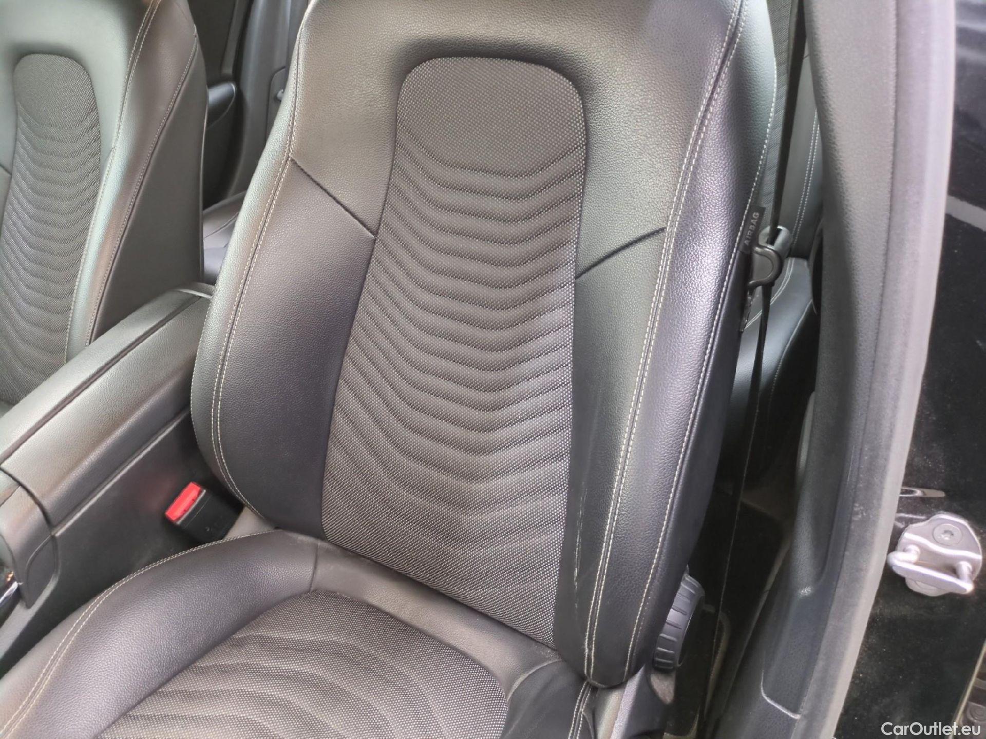  Mercedes  A-Klasse MERCEDES-BENZ Classe A Compact / 2018 / 5P / Berline A 180 d Business Line #2