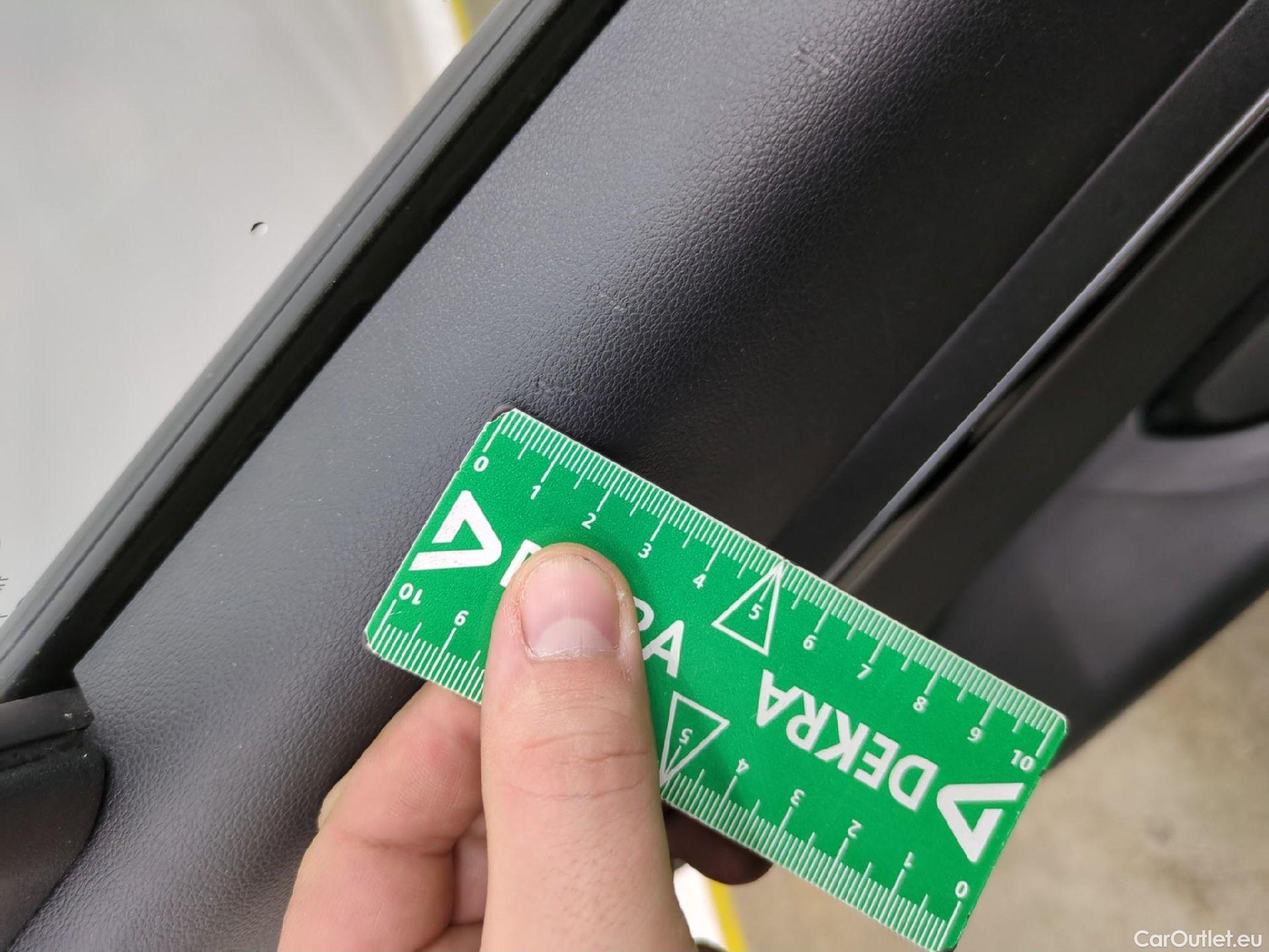  Hyundai  Tucson  Business Mild-Hybrid 2WD 1.6 CRDI 135CV BVA7 E6d #7