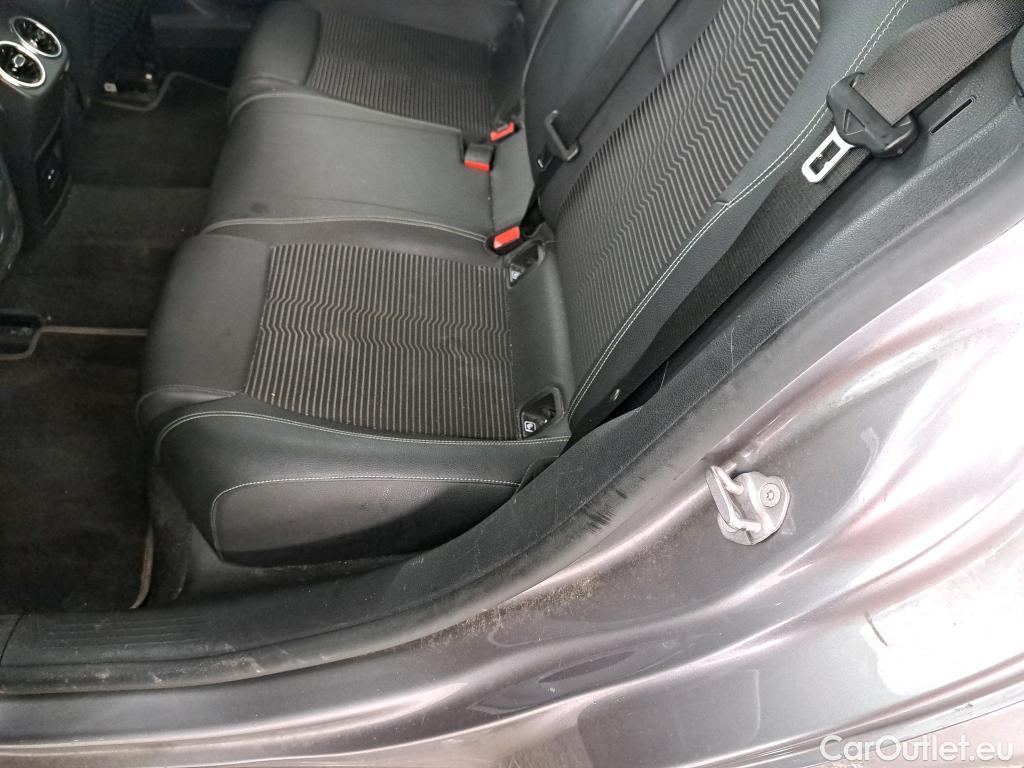  Mercedes  CLA-Klasse MERCEDES-BENZ CLA Shooting Brake / 2019 / 5P / Break CLA 200 d Business Line BA8 #12