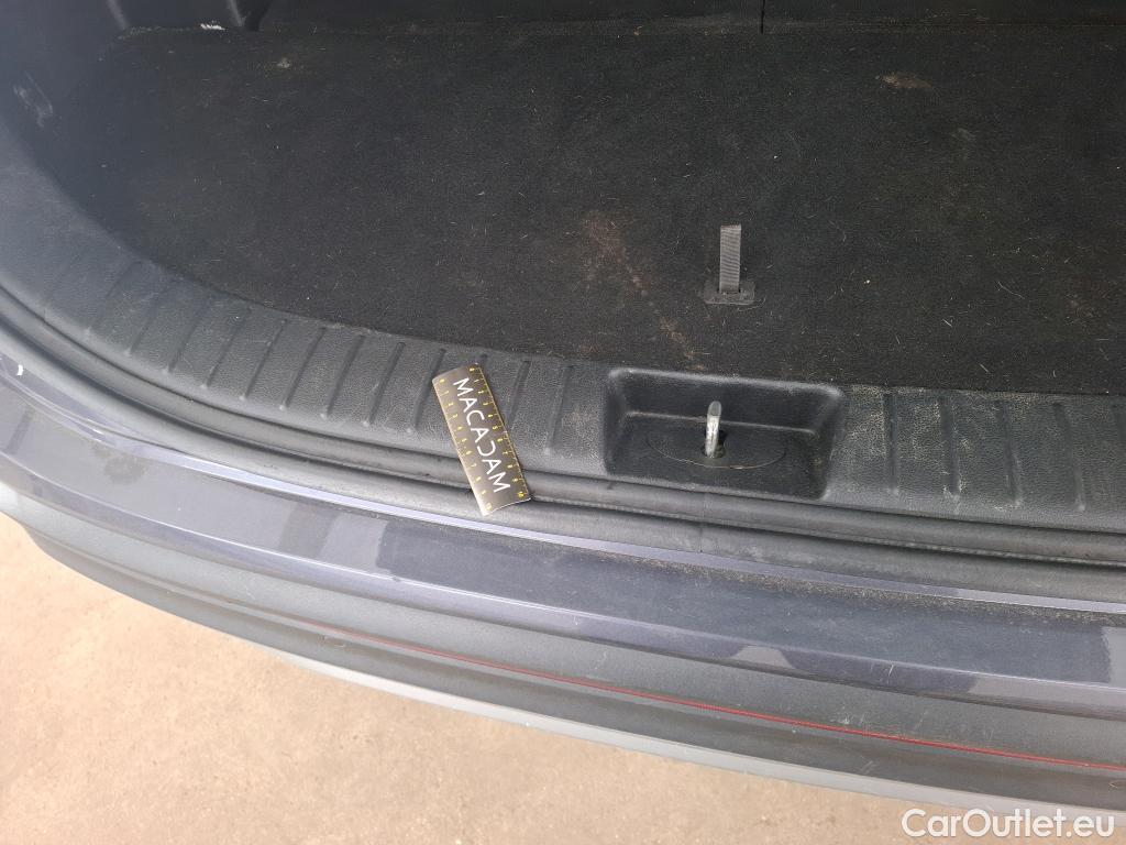  Hyundai  Santa Fe  Intuitive Hybrid 2WD 1.6 T-GDi 230CV BVA6 7 Sieges E6d #70