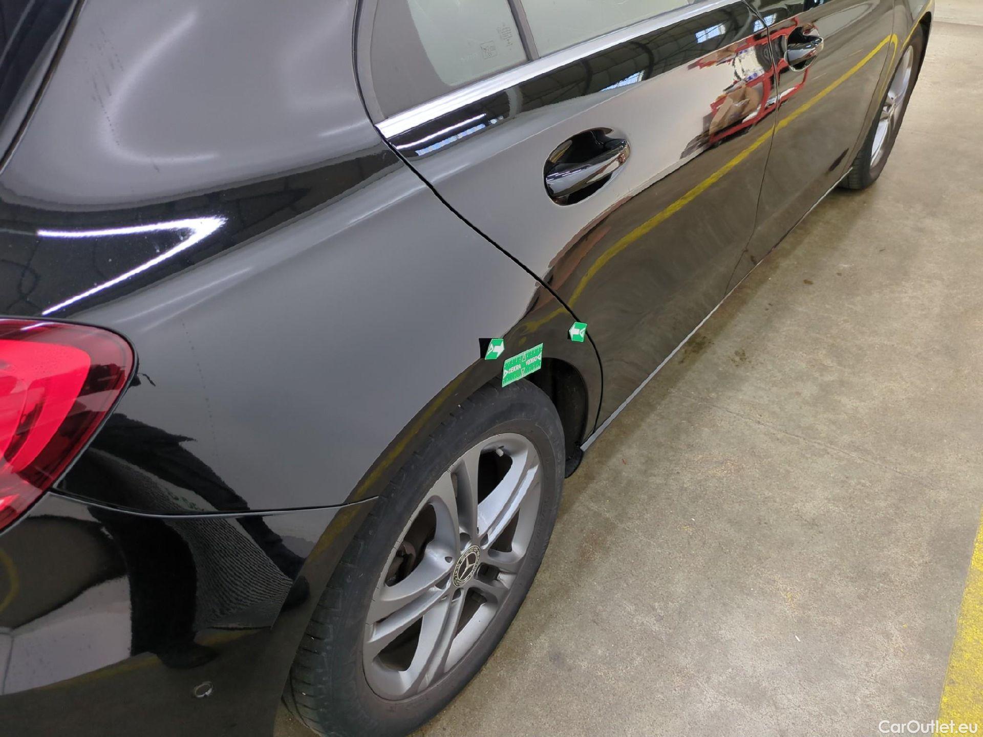  Mercedes  A-Klasse MERCEDES-BENZ Classe A Compact / 2018 / 5P / Berline A 180 d Business Line #28