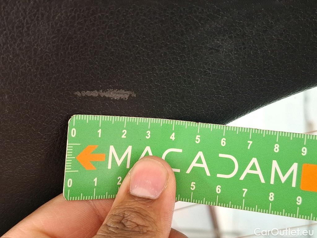  Mercedes  GLA MERCEDES-BENZ  / 2020 / 5P / SUV 2.0  200 D BUSINESS LINE DCT #11