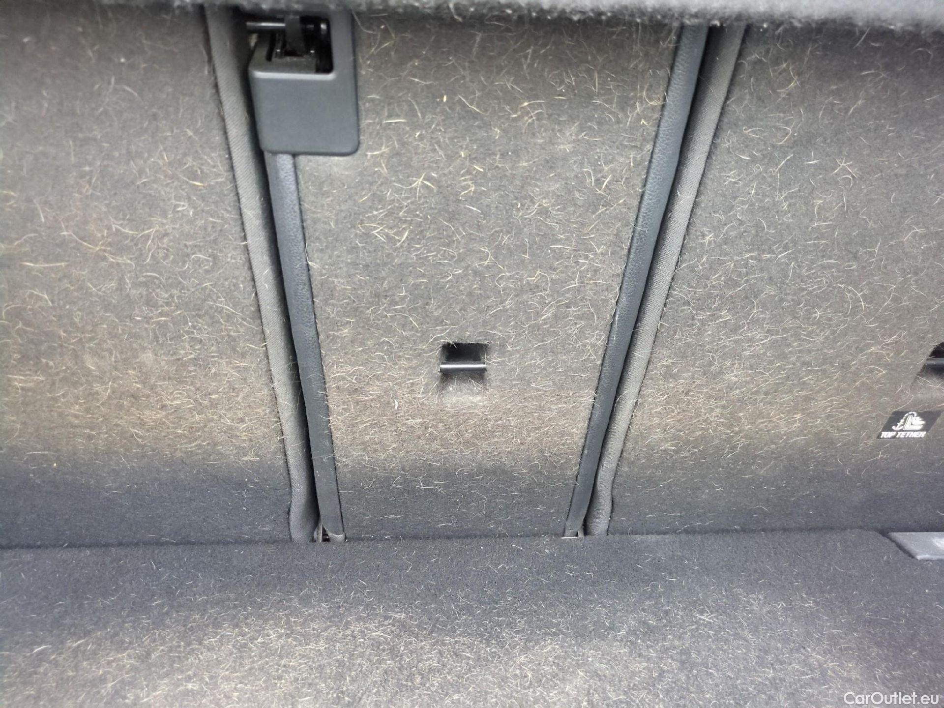  Mercedes  A-Klasse MERCEDES-BENZ Classe A Compact / 2018 / 5P / Berline A 180 d Business Line #6