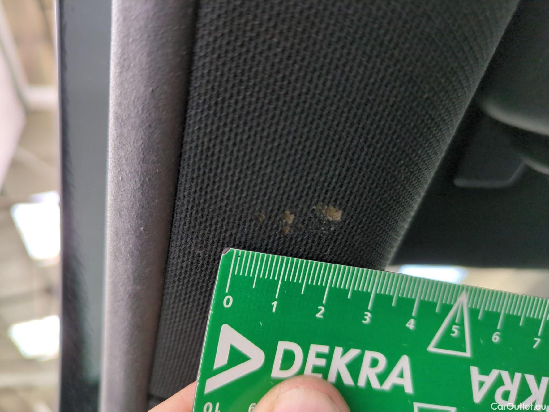  Mercedes  A-Klasse MERCEDES-BENZ Classe A Compact / 2018 / 5P / Berline A 180 d Business Line #19