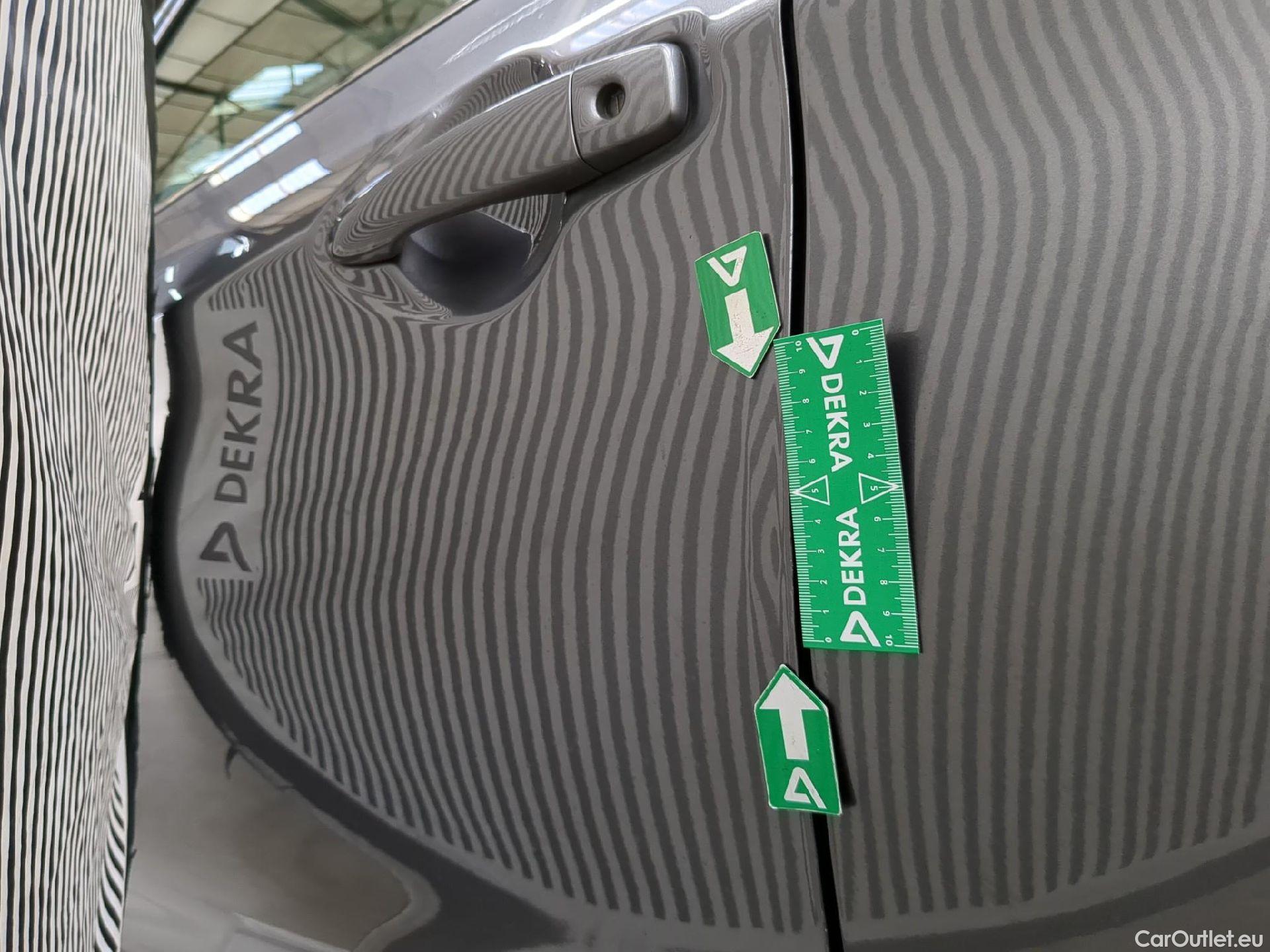  Nissan  Qashqai NISSAN  / 2017 / 5P / Crossover 1.5 DCI 115 DCT Business Edition #36