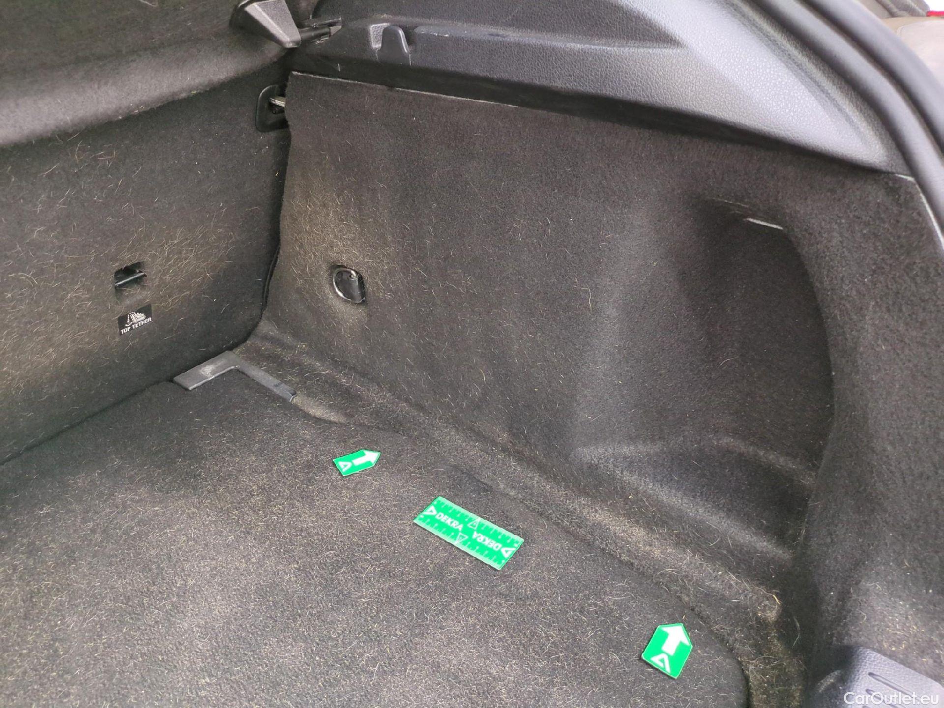  Mercedes  A-Klasse MERCEDES-BENZ Classe A Compact / 2018 / 5P / Berline A 180 d Business Line #10